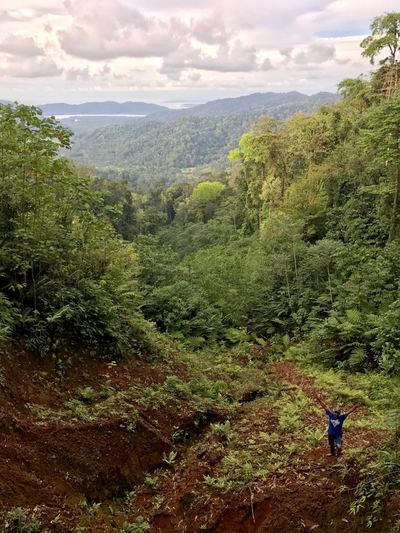 UZU Tracking Expeditions